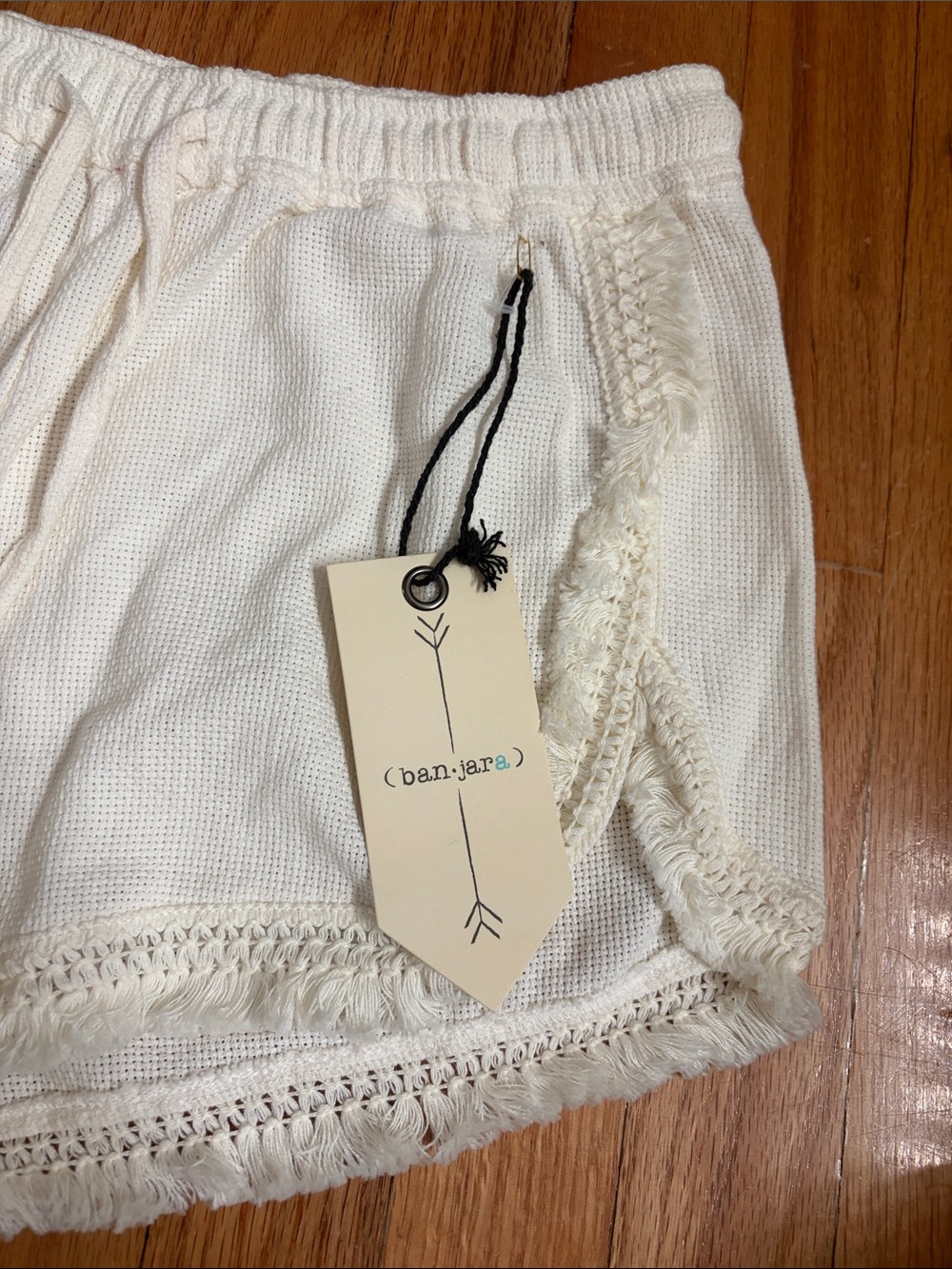 Boho Crochet-Trim Athletic Shorts - Cream - Picture 3 of 7